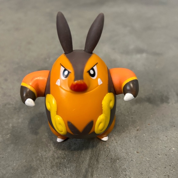 McDonalds: 2012 Happy Meal - Pokemon - Pignite Figure #6 - Picture 1 of 2